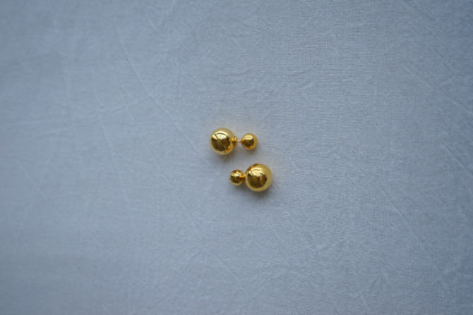 ゴールド(塗り）ボールキャッチピアス | ONLINE STORE | iroiro