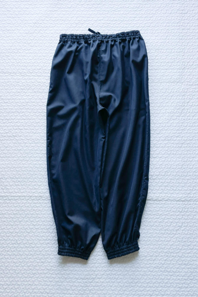 iroiro 薄手　ウール　Kung-Fu Pants カンフーパンツ カシミヤ混ウール カンフーパンツ | ONLINE STORE | iroiro | Original