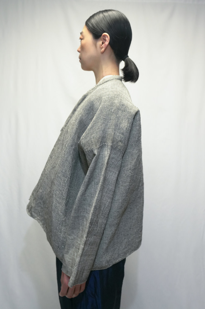 タイ Lua族の手織り布ジャケット　iroiro ラワ(ルア)族の手織り綿、手縫いジャケット-刺繍入り- | ONLINE