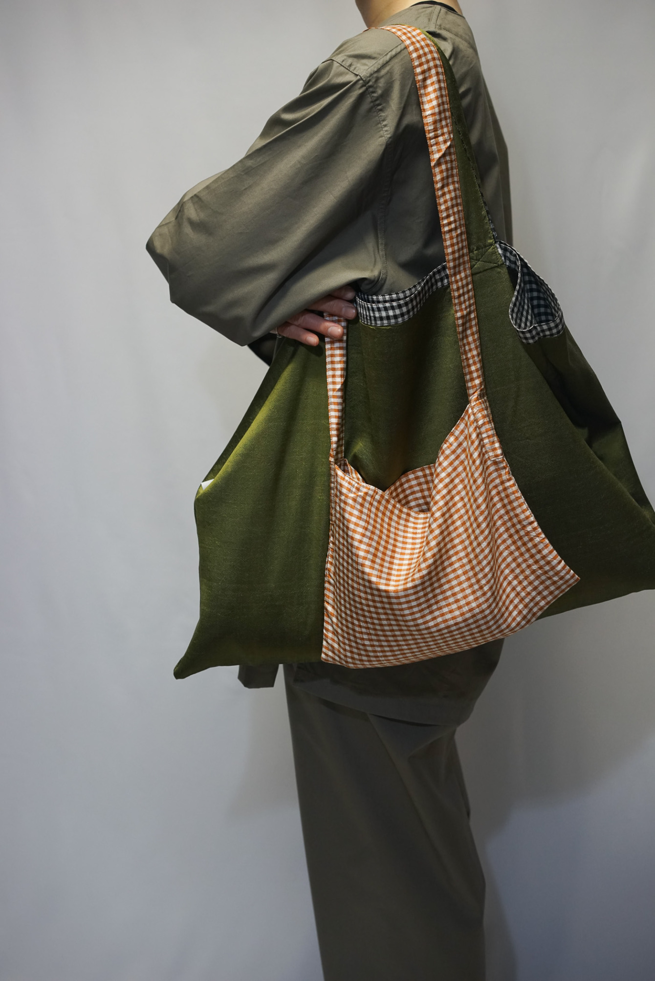 Gingham Check Thai Silk Sacoche