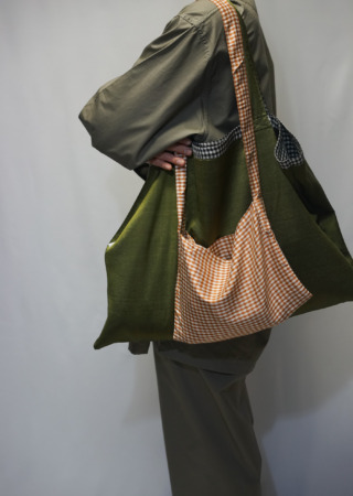 ギンガムチェック タイシルク サコッシュ