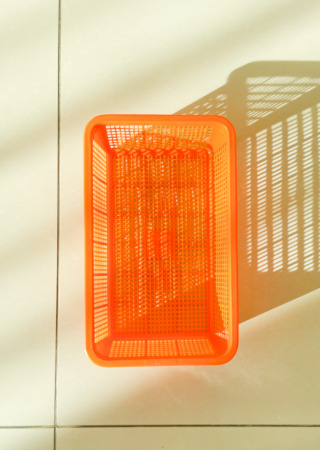 プラスチック バスケット(S) -オレンジ-