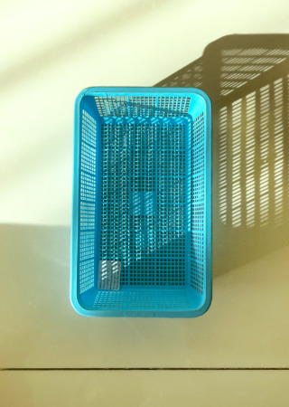 プラスチック バスケット(S) -ダークブルー-